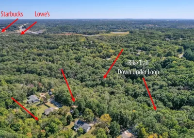 Arkansas Home: Trail, Surroundings