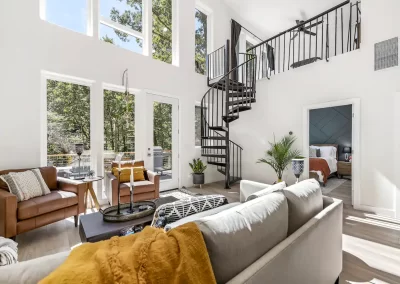 Arkansas Home: 20 ft wall of windows with nothing but trees behind you.